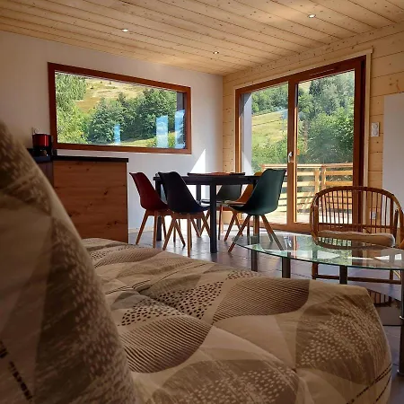Les Noisetiers Chalet *