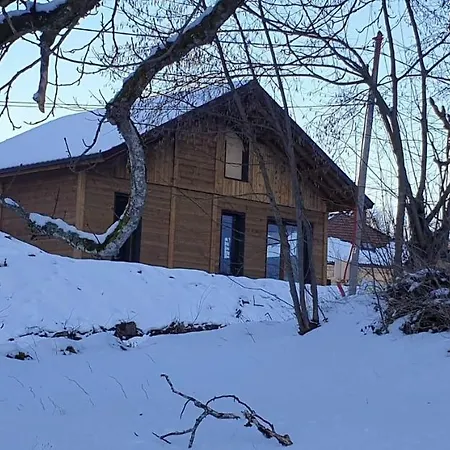 Chalet Les Noisetiers Rochesson