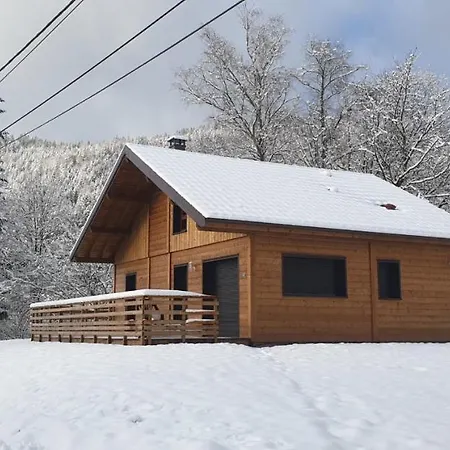 Les Noisetiers Chalet Rochesson