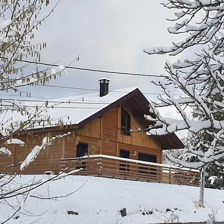 Les Noisetiers Chalet Rochesson