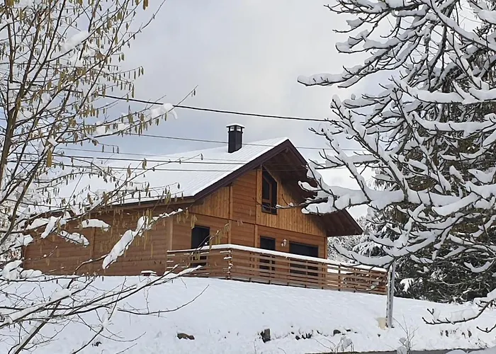 Les Noisetiers Rochesson